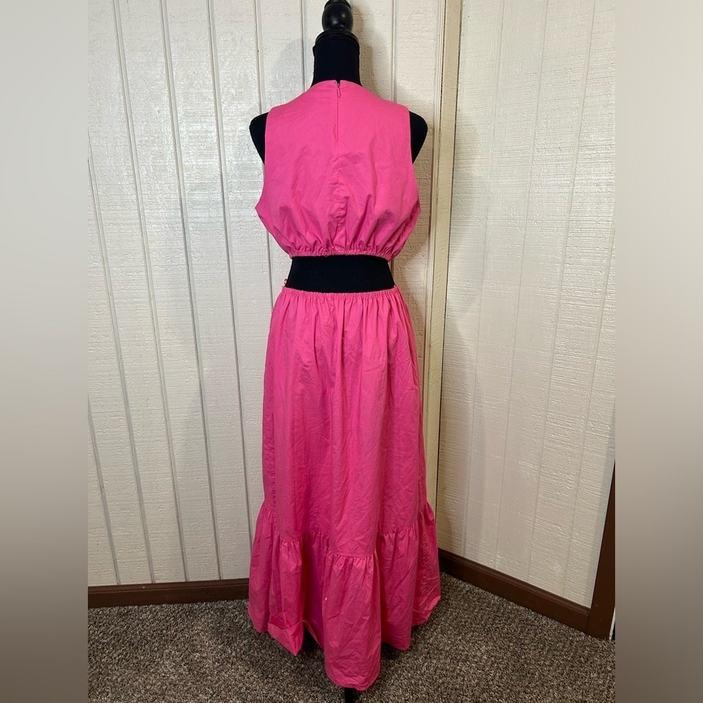 Wayf Rae Midi Dress, size medium. - Picture 7 of 10